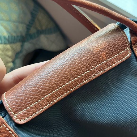 Small Longchamp Purse - Picture 5 of 6